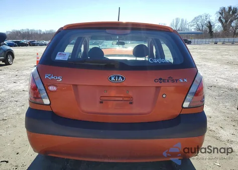 2006 Kia Rio 5 z USA, uszkodzony, nr VIN KNADE163966099656